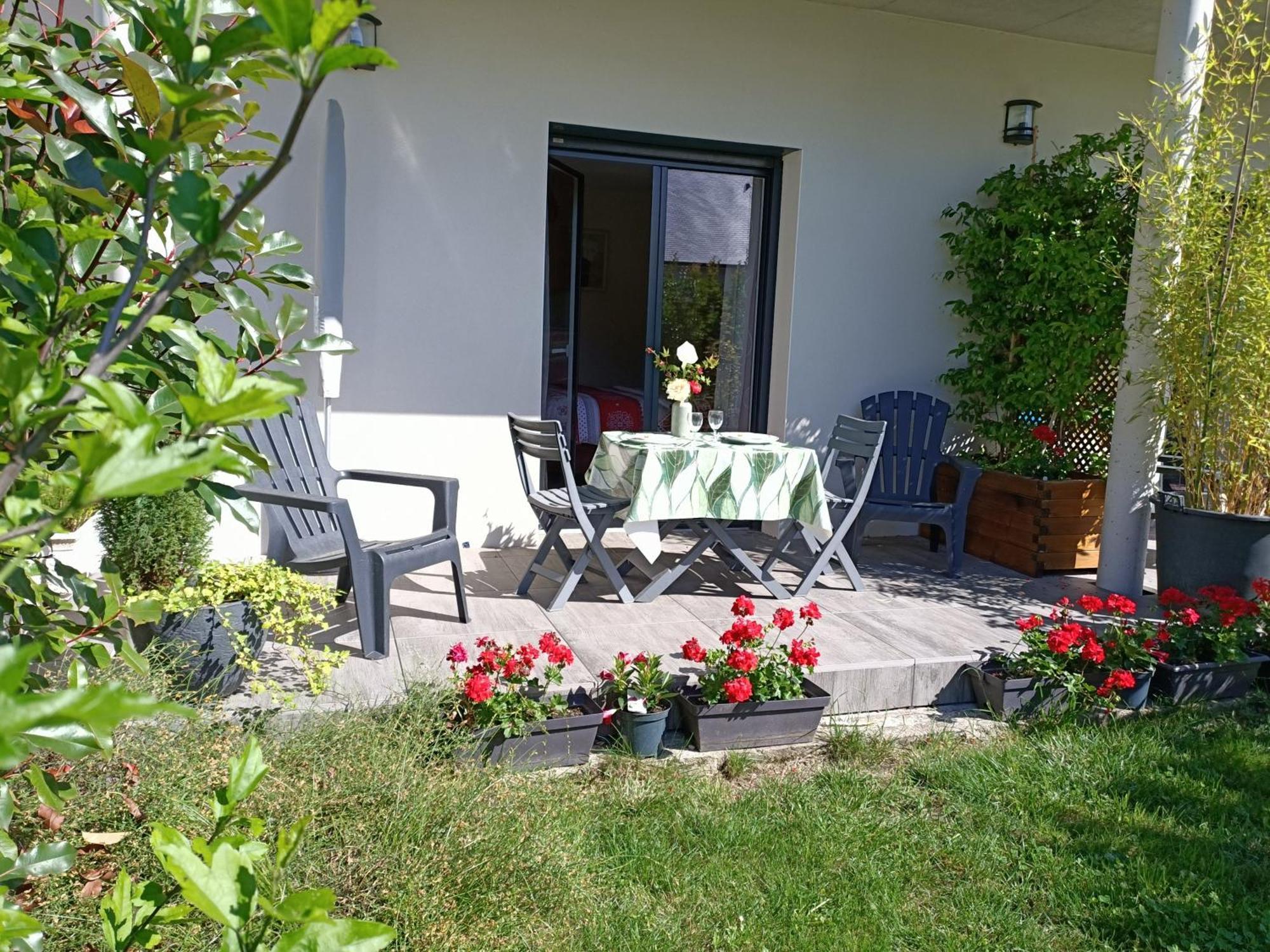 Ferienwohnung Le Balcon Des Cimes Adast Exterior foto