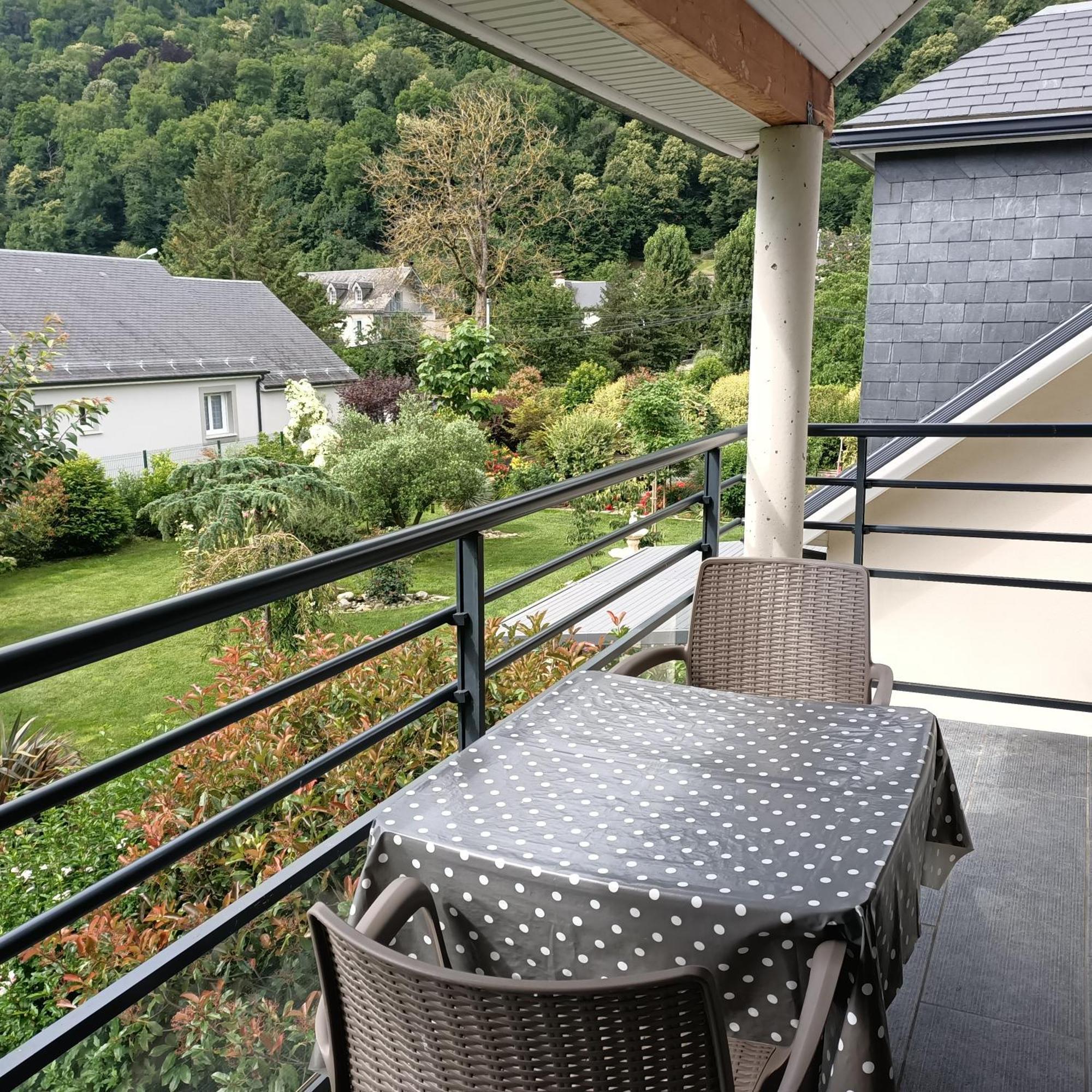 Ferienwohnung Le Balcon Des Cimes Adast Exterior foto
