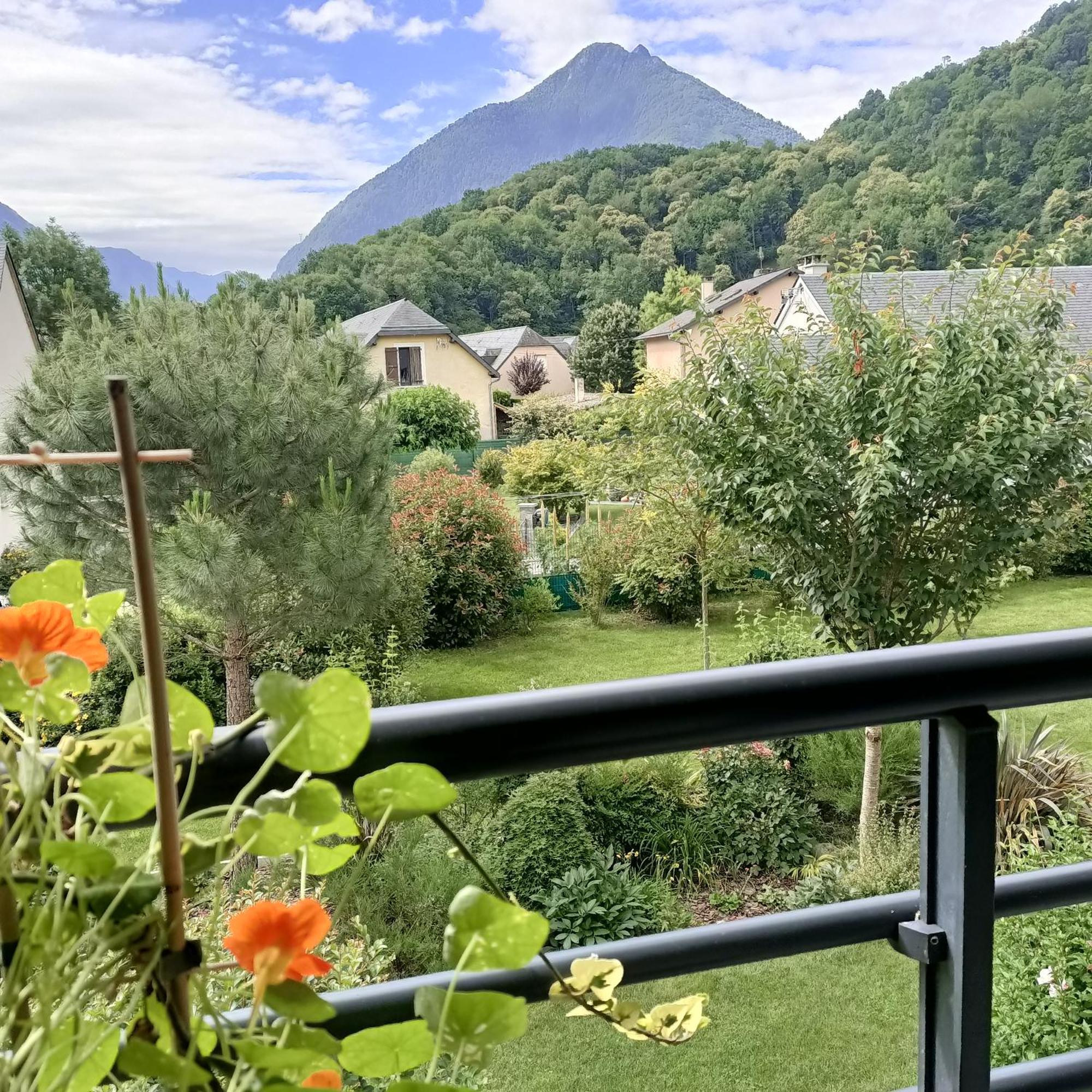 Ferienwohnung Le Balcon Des Cimes Adast Exterior foto